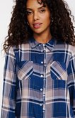 Chemise à carreaux