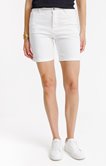 Short jean blanc bas roulotté