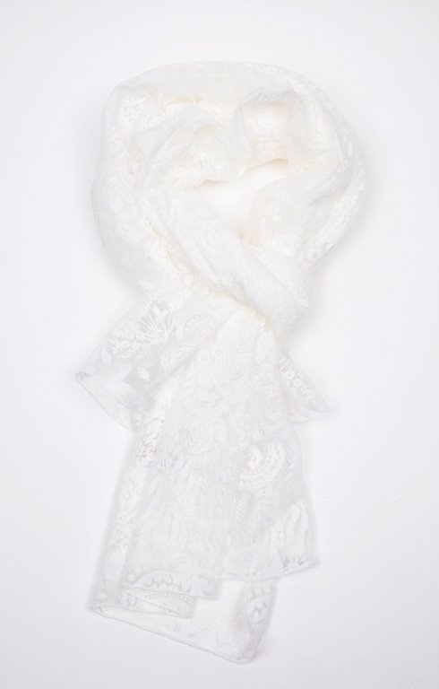 Grand foulard léger dévoré