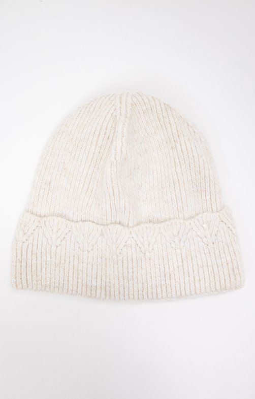 Bonnet avec fils métalliques