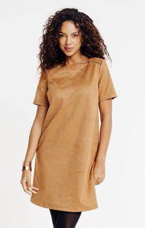 Robe en suédine