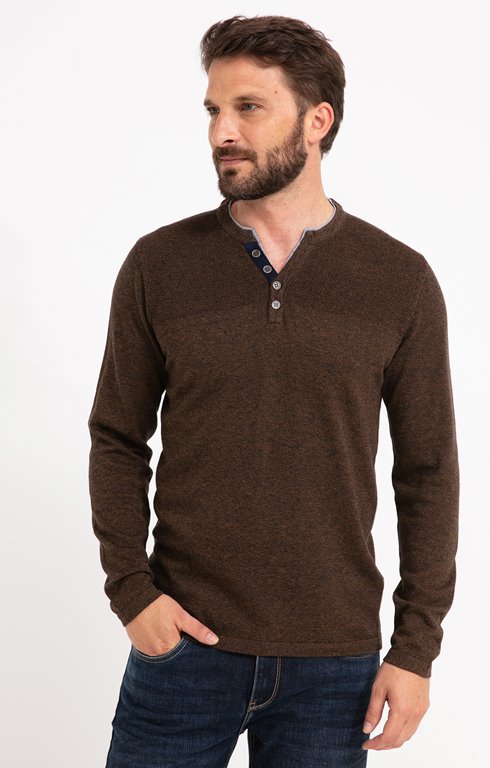 Pull uni col tunisien 